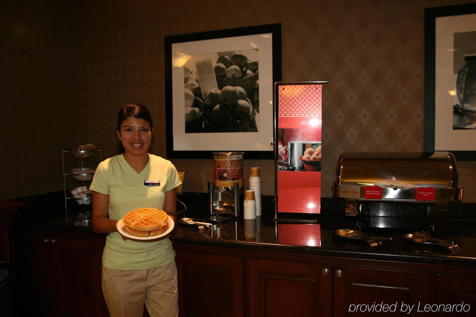 Hampton Inn Siloam Springs Restoran fotoğraf