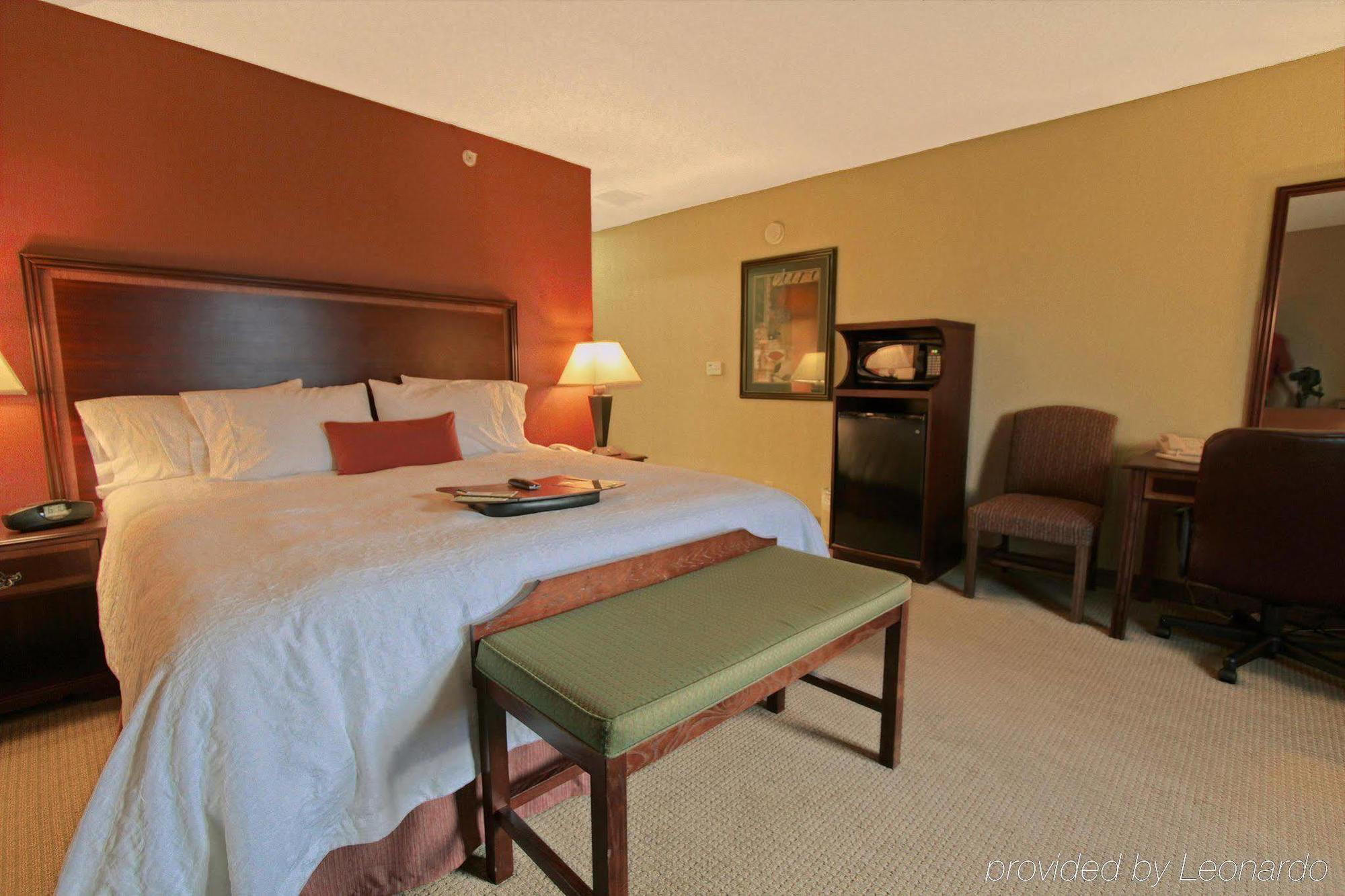 Hampton Inn Siloam Springs Oda fotoğraf